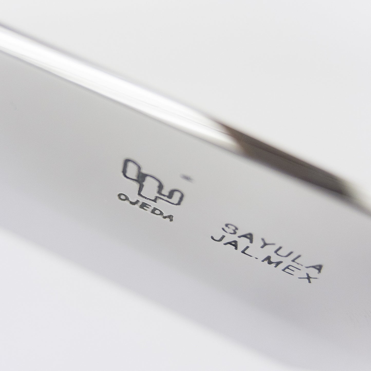 CUCHILLO TRIANGULADO GRANDE